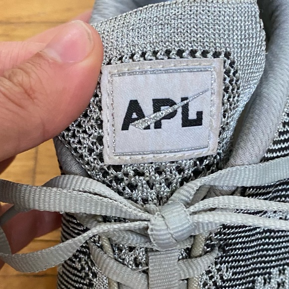 APL Sneakers - Picture 5 of 6